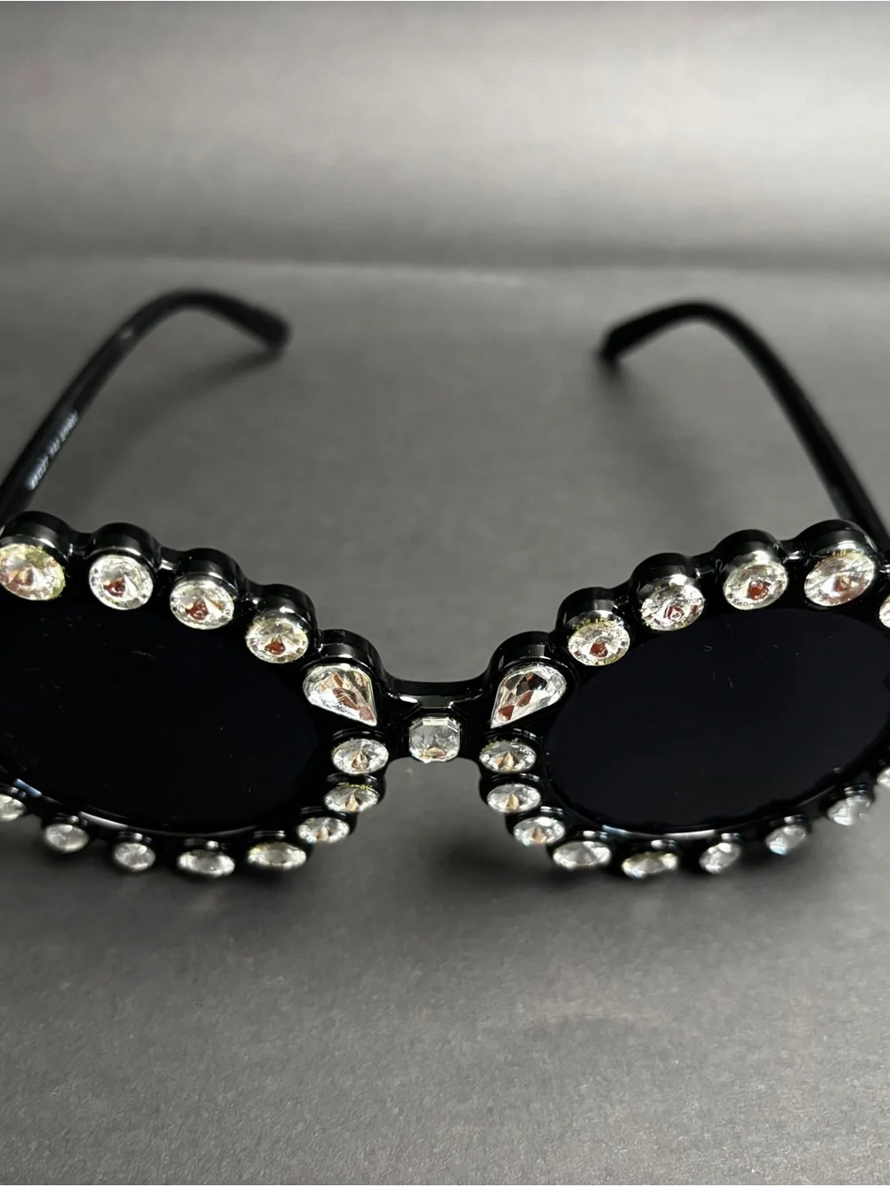 Crystal-Embellished Round Black Sunglasses